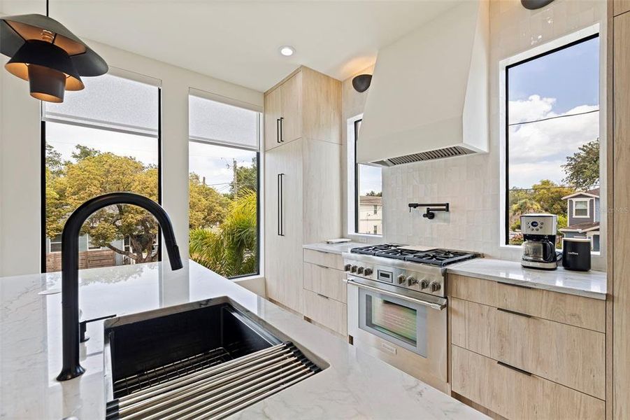 Furnished interior view inside a new home in , Tampa (Image 13).