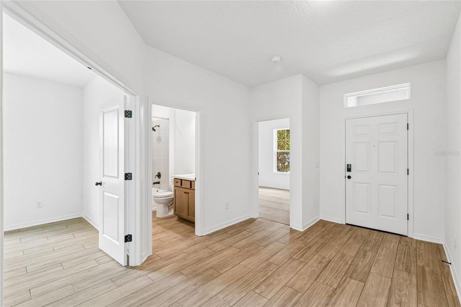 Spacious, unfurnished interior of a new home in Cascades at Southern Hills, Brooksville (Image 56).