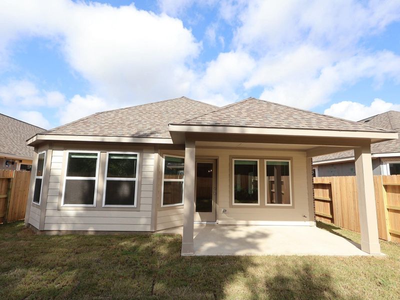 Exterior details and patio area of a home in Sorella, Tomball (Image 4).