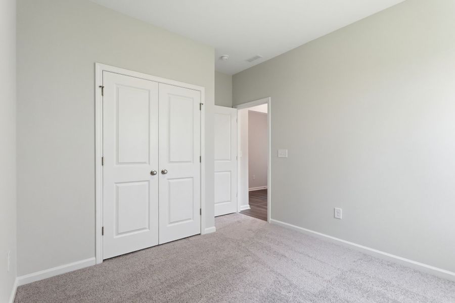 Spacious, unfurnished interior of a new home in Willowbrook, Shelby (Image 17).
