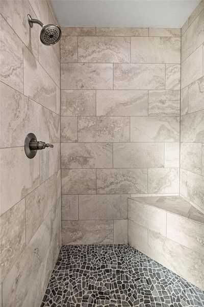 Close-up of interior finishes inside a home in , Dunnellon (Image 20).