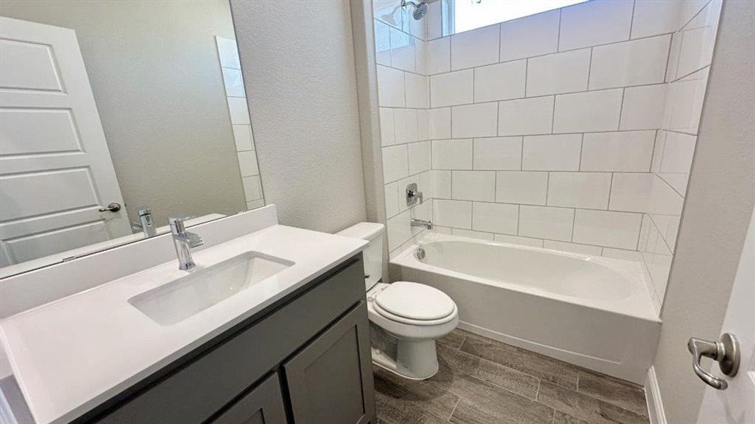 Furnished interior view inside a new home in Eagle Creek, Denton (Image 7). Furnished interior view inside a new home in Eagle Creek, Denton (Image 7).