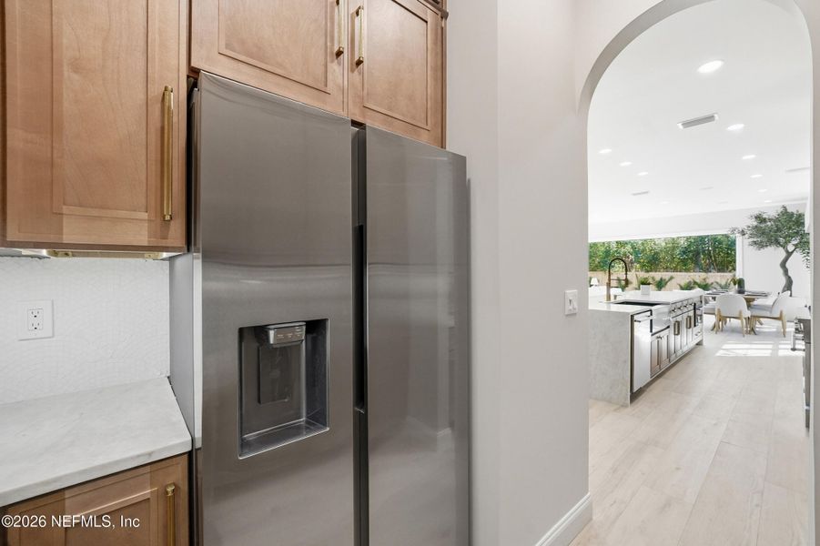 Furnished interior view inside a new home in , Atlantic Beach (Image 4).