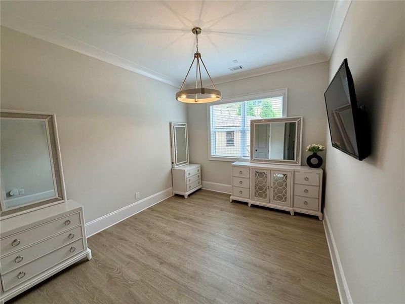 Spacious, unfurnished interior of a new home in , Marietta (Image 22).