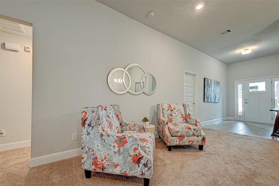 Furnished interior view inside a new home in Lago Mar, Texas City (Image 7).