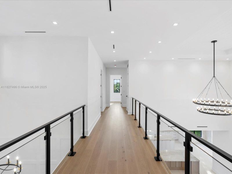 Spacious, unfurnished interior of a new home in , Miami (Image 18).