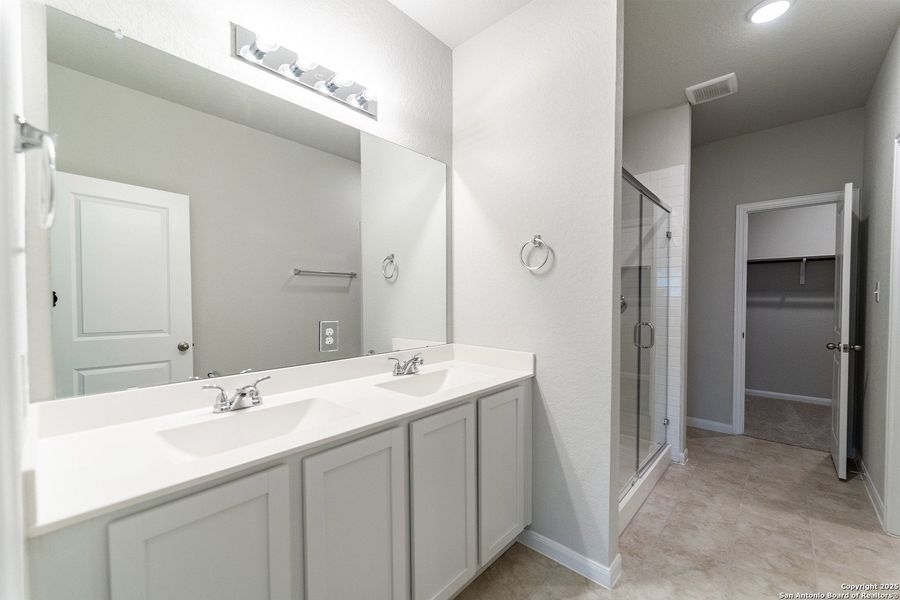 Furnished interior view inside a new home in Cloud Country, New Braunfels (Image 6).