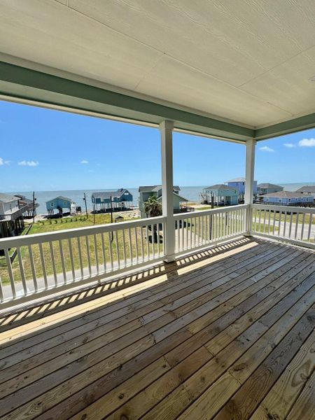 Exterior details and patio area of a home in , Freeport (Image 15).
