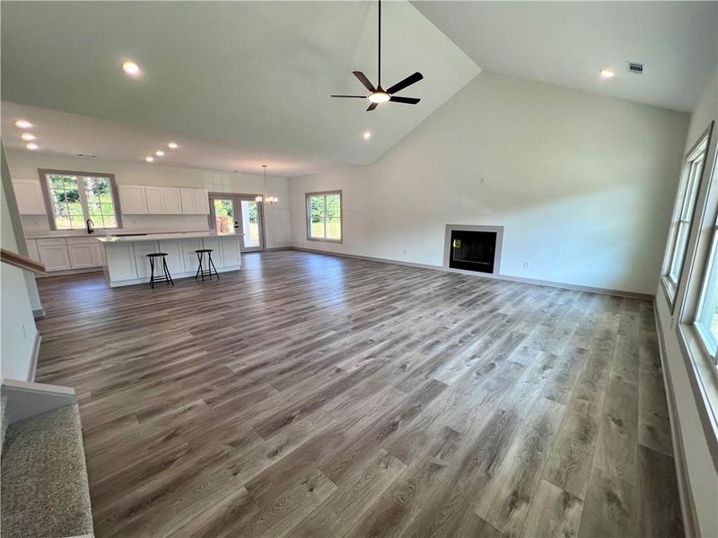 Spacious, unfurnished interior of a new home in , Monroe (Image 23).