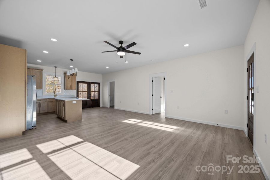 Spacious, unfurnished interior of a new home in , Tryon (Image 15).
