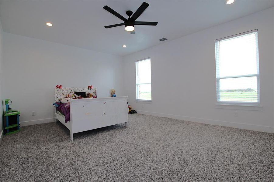 Furnished interior view inside a new home in , Corsicana (Image 29). Furnished interior view inside a new home in , Corsicana (Image 29).