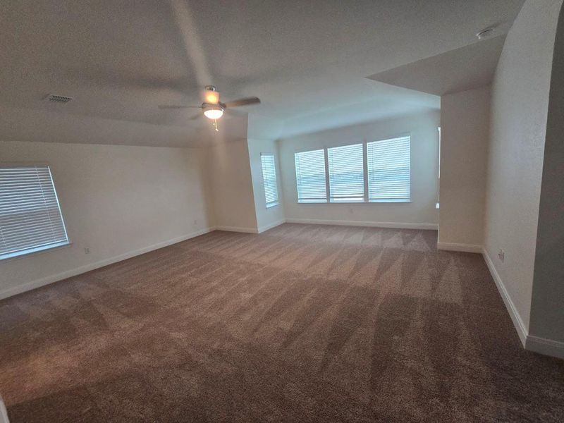 Spacious, unfurnished interior of a new home in McKinney Crossing, Austin (Image 16). Spacious, unfurnished interior of a new home in McKinney Crossing, Austin (Image 16).