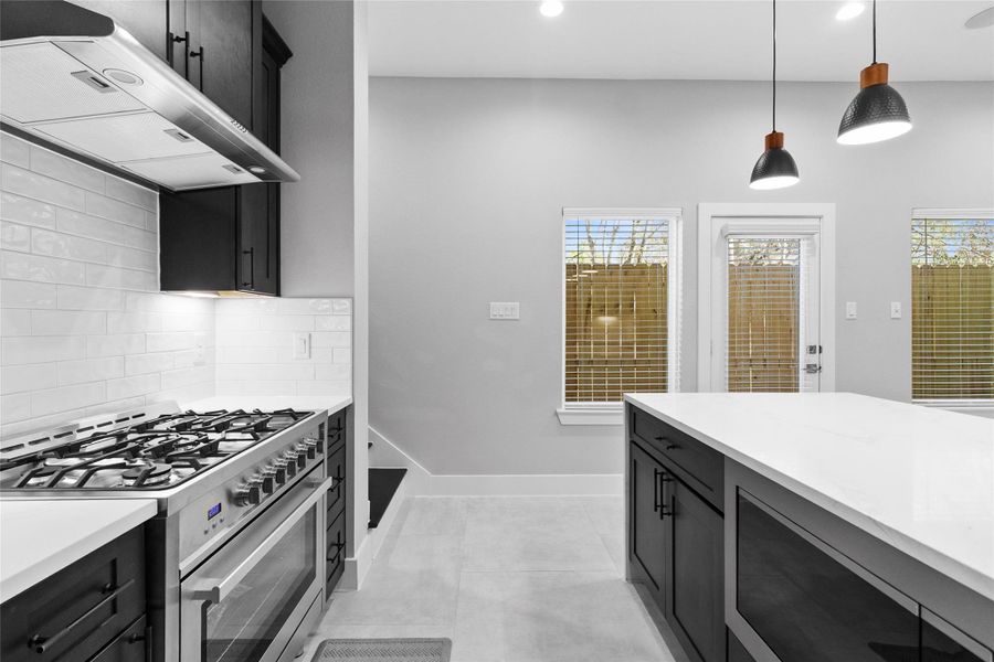 Your chef’s kitchen, with its gas range and bold cabinetry, makes every meal feel like it was prepared in a restaurant-worthy space. Your chef’s kitchen, with its gas range and bold cabinetry, makes every meal feel like it was prepared in a restaurant-worthy space.