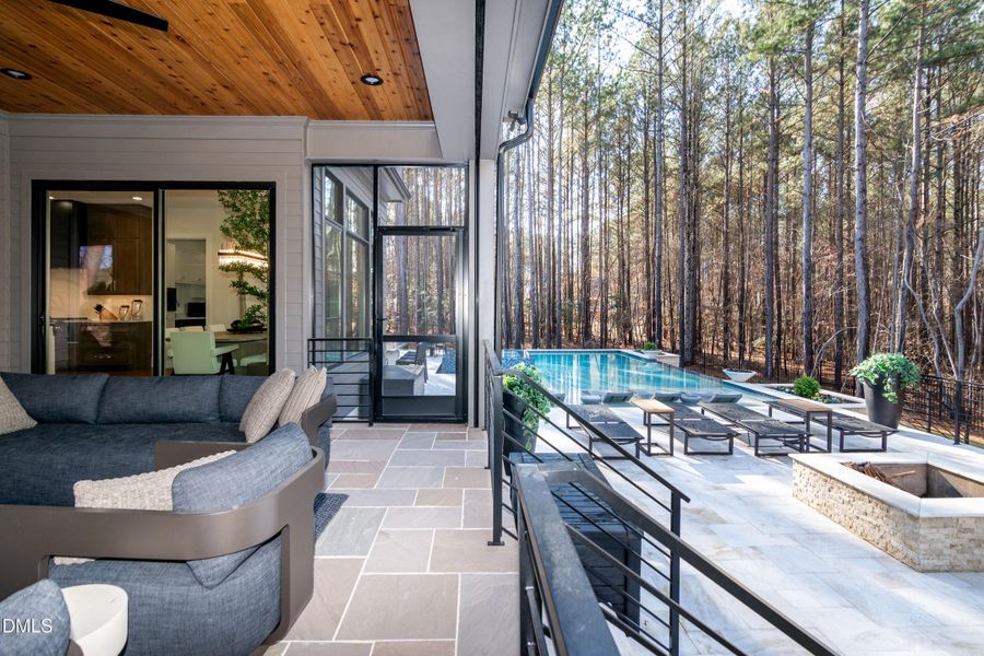 RJP_X_6898 RJP_X_6898