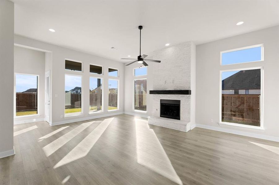 4802 Timberdrift-Living Room-1 4802 Timberdrift-Living Room-1