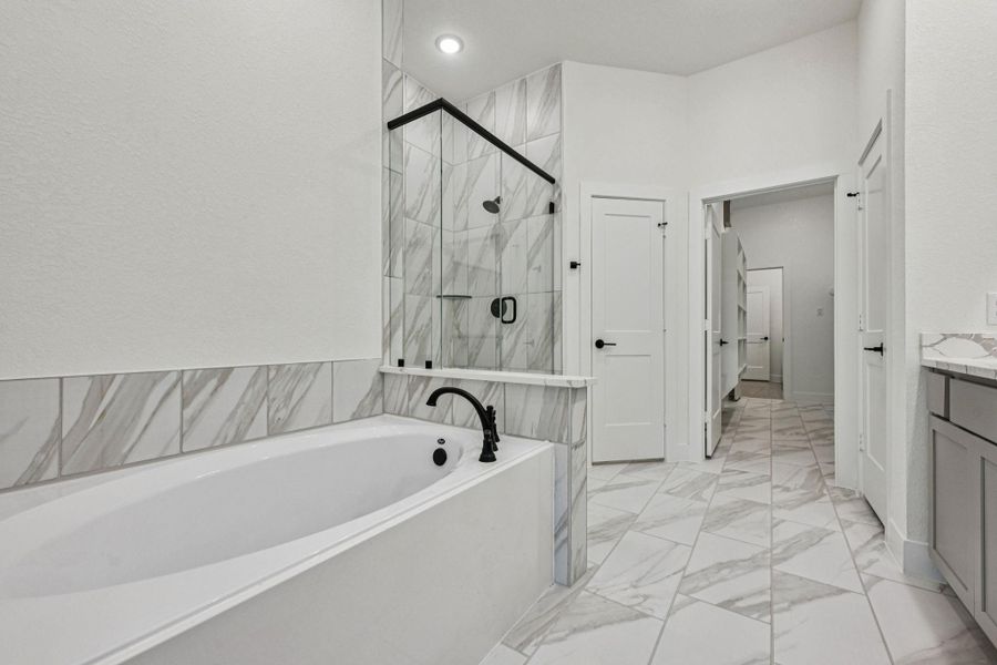 Furnished interior view inside a new home in Kresston, Montgomery (Image 14).