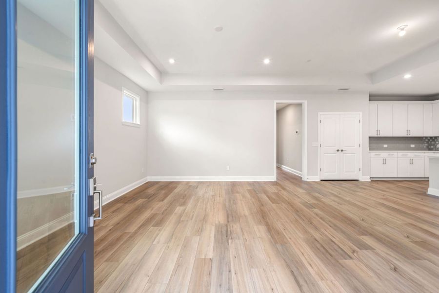 Spacious, unfurnished interior of a new home in Sun City Hilton Head, Bluffton (Image 14).