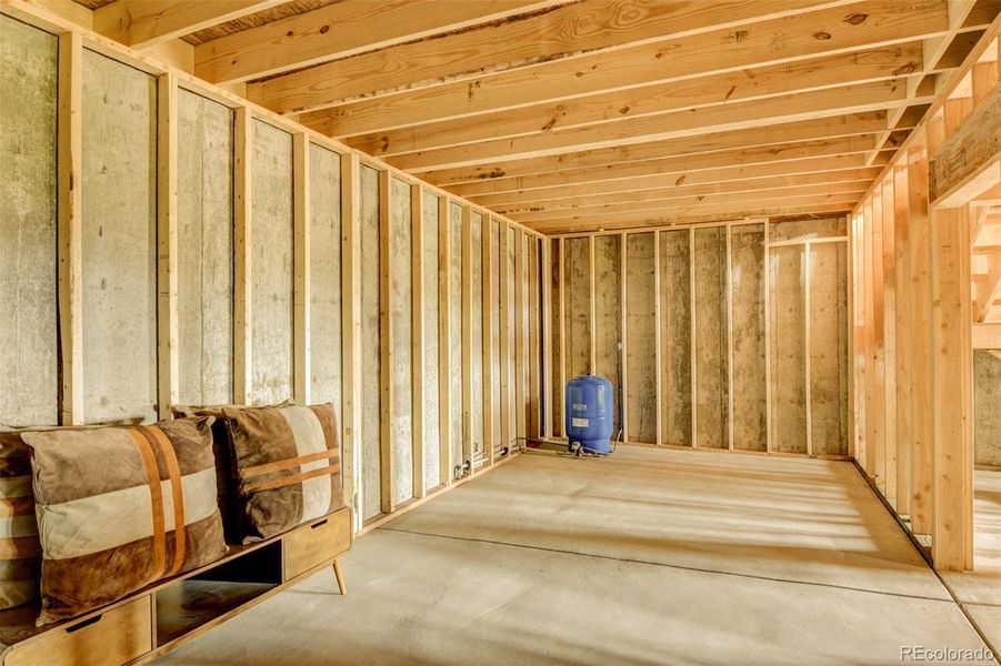 Pressure Tank Installed Pressure Tank Installed