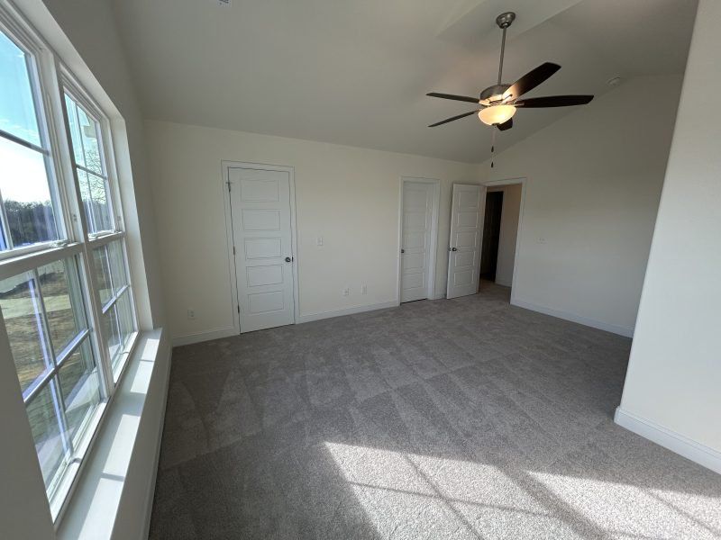 Spacious, unfurnished interior of a new home in Miller's Reserve, Winston-Salem (Image 44).