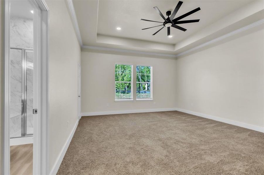 Primary has ensuite and private views