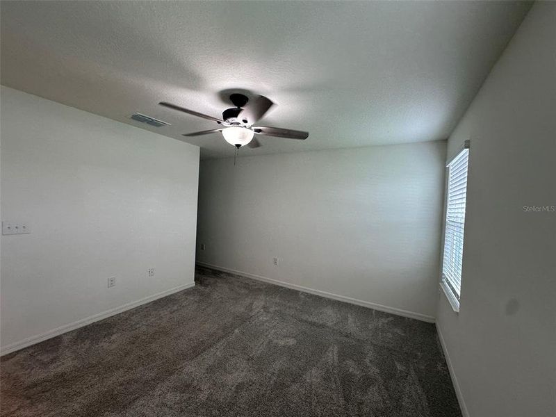 Spacious, unfurnished interior of a new home in , Davenport (Image 19).