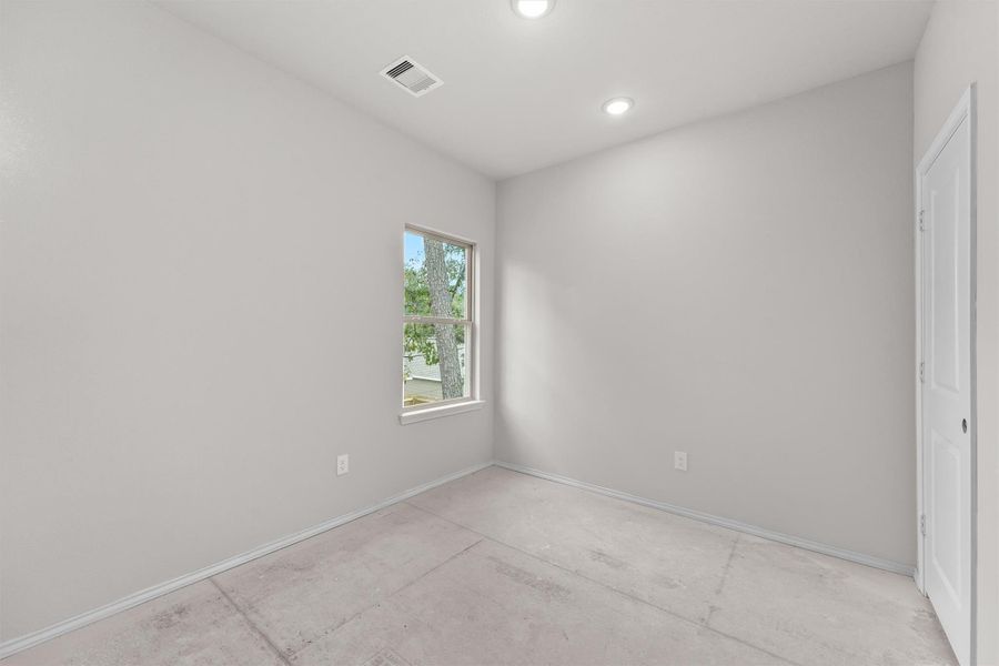 Image 4 of a home in . Image 4 of a home in .