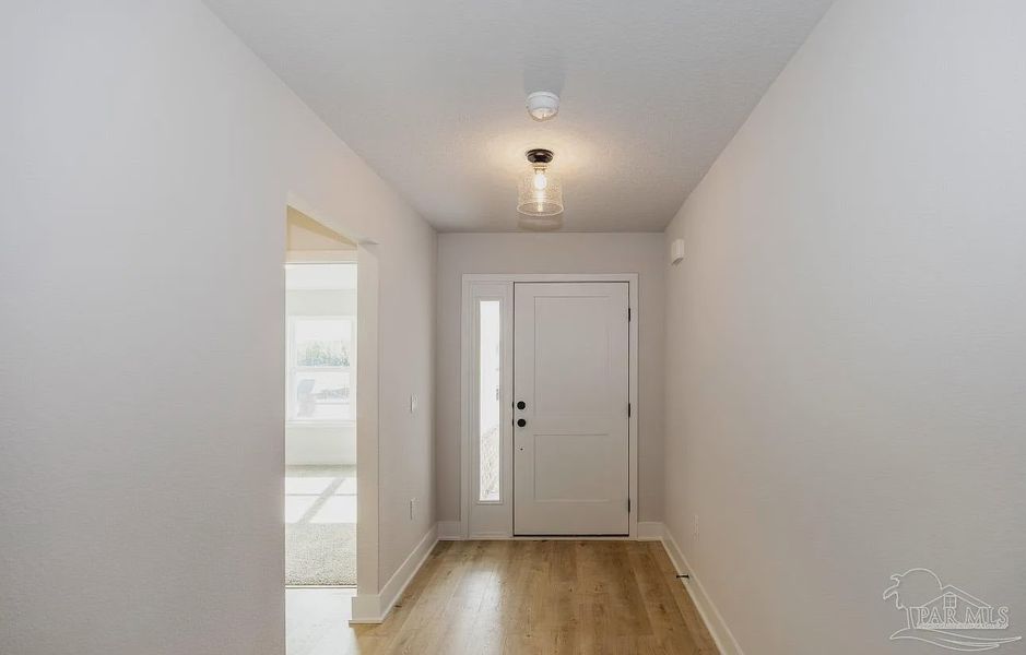 Spacious, unfurnished interior of a new home in Hidden Pines Estates, Milton (Image 12).