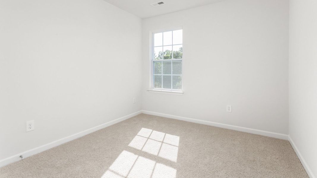 Spacious, unfurnished interior of a new home in Henley Ridge, Graham (Image 19).