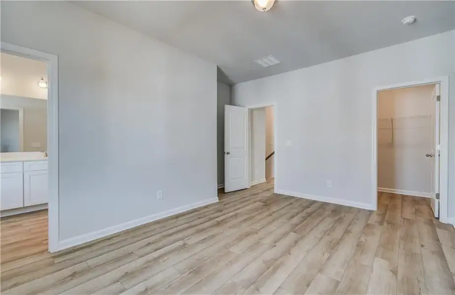 Spacious, unfurnished interior of a new home in Silverock, McDonough (Image 28). Spacious, unfurnished interior of a new home in Silverock, McDonough (Image 28).