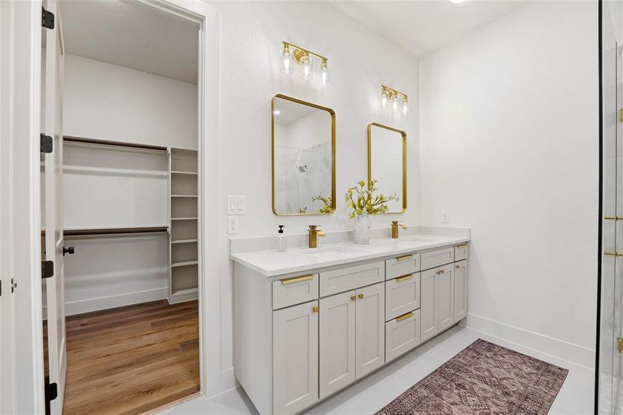 Furnished interior view inside a new home in , Fort Worth (Image 19).