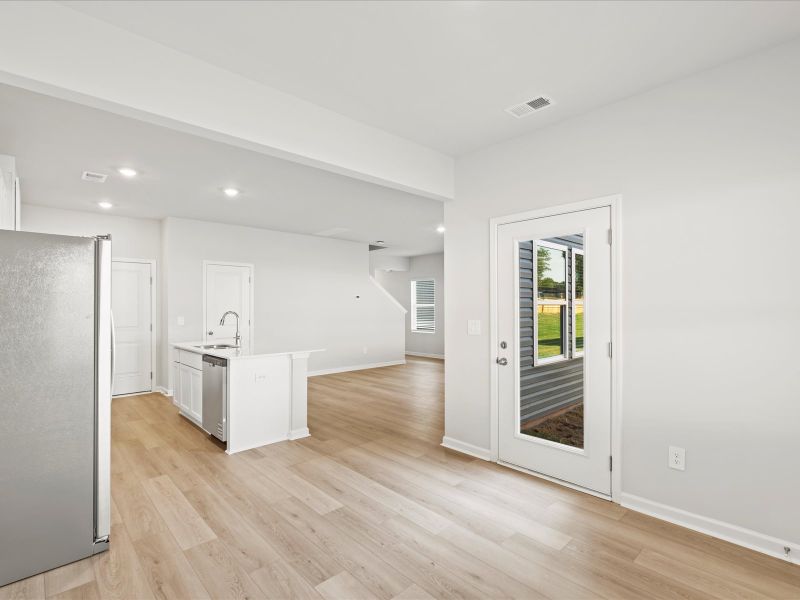 Spacious, unfurnished interior of a new home in Brayfield Manor - Heritage Collection, Wellford (Image 13).