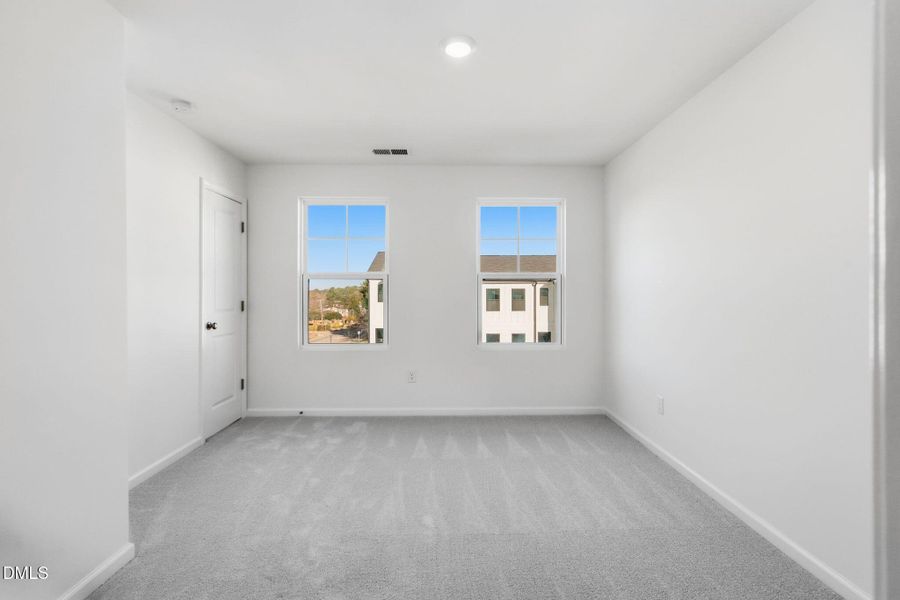 SUN_ElmGrove_Pic_Wyatt_QMI_31_Bed2_2of2