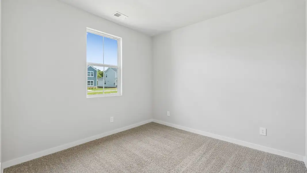 Spacious, unfurnished interior of a new home in Reserve at Hickory Ridge, Columbia (Image 27).
