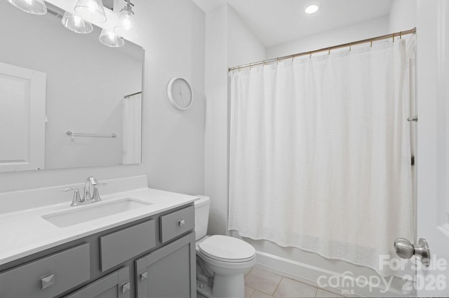 Furnished interior view inside a new home in , Monroe (Image 14).