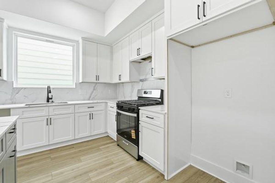 Furnished interior view inside a new home in , Houston (Image 7).