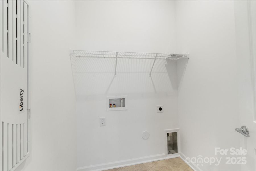 Spacious, unfurnished interior of a new home in , Indian Land (Image 43).