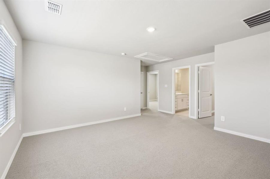 Photo is not of the actual home, but is an inspirational photo of builder’s model home and may depict options, furnishings, and/or decorator features that are not included.