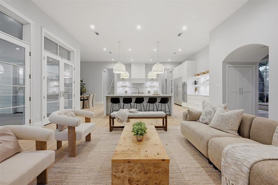 Furnished interior view inside a new home in , Dallas (Image 17). Furnished interior view inside a new home in , Dallas (Image 17).