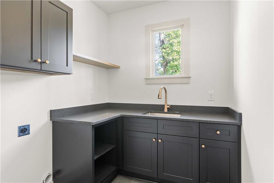 Image 72 of a home in .