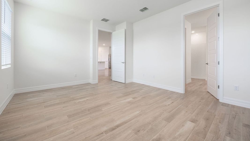 Representative unfurnished interior of a home built from the MADISON by D.R. Horton in Lakes of Mount Dora, Mount Dora (Image 27). Representative unfurnished interior of a home built from the MADISON by D.R. Horton in Lakes of Mount Dora, Mount Dora (Image 27).
