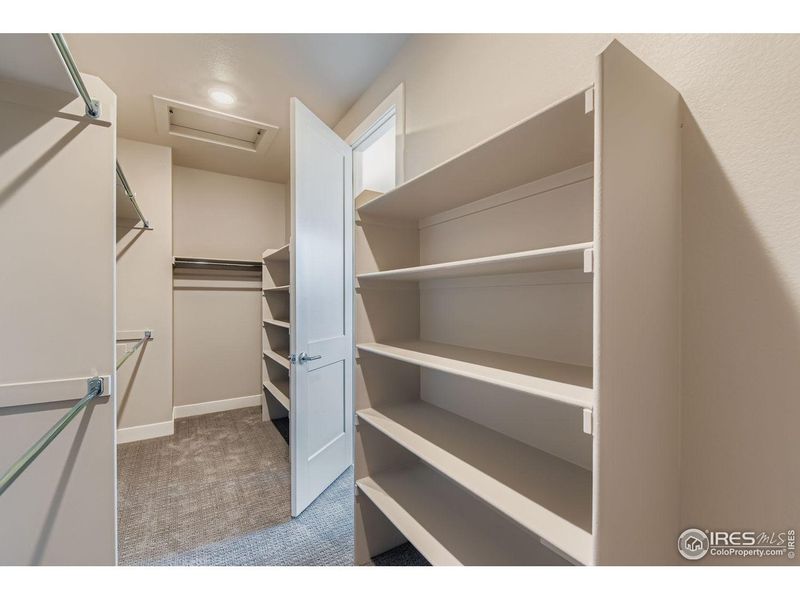 Image 36 of a home in Baseline.