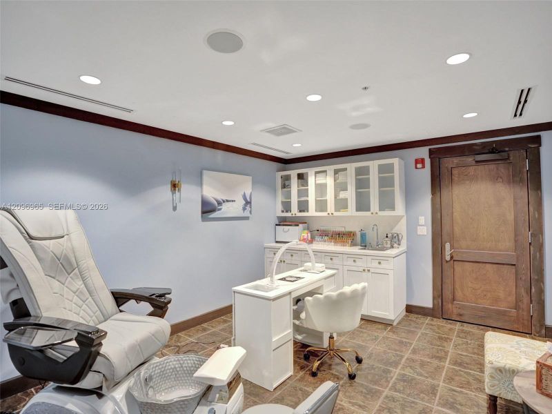 Furnished interior view inside a new home in , Hobe Sound (Image 50).