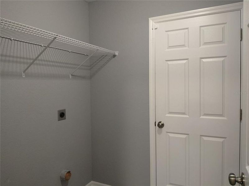 Spacious, unfurnished interior of a new home in , Ocala (Image 15).