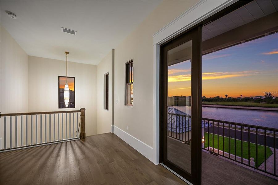 Exterior details and patio area of a home in , Palmetto (Image 32).