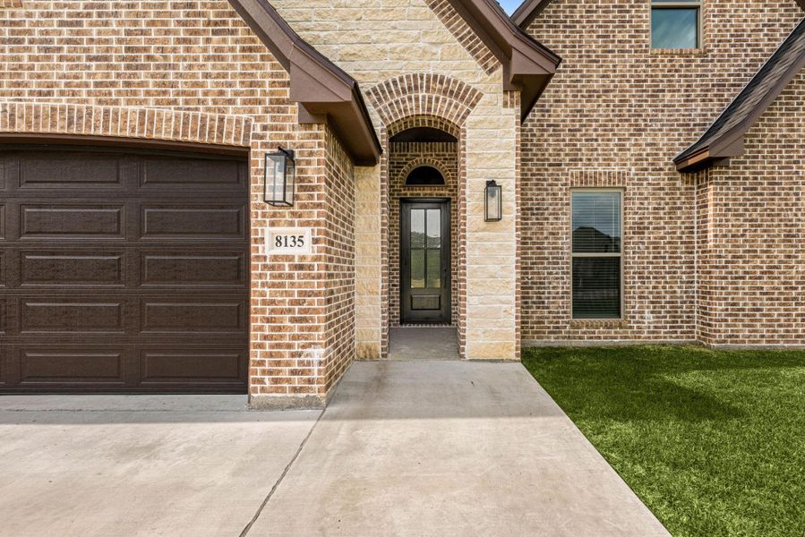 Exterior details and patio area of a home in , Beaumont (Image 3).