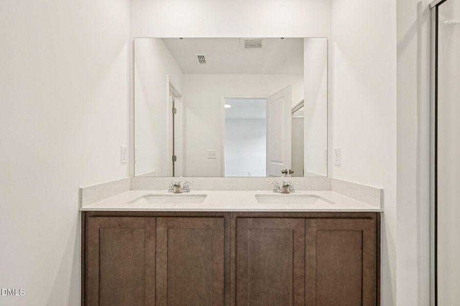 24-web-or-mls-Flagstone Wy-S1110-024