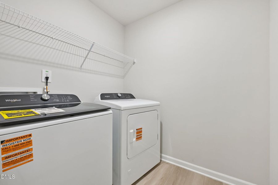 29-web-or-mls-Oak Manor - Raleigh - 716