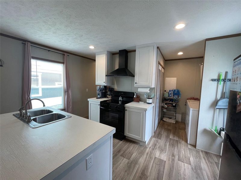 Furnished interior view inside a new home in , Tomball (Image 26).