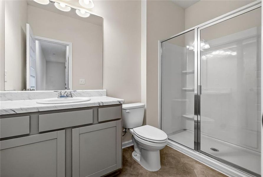 Furnished interior view inside a new home in Laurel Creek, Calhoun (Image 11).