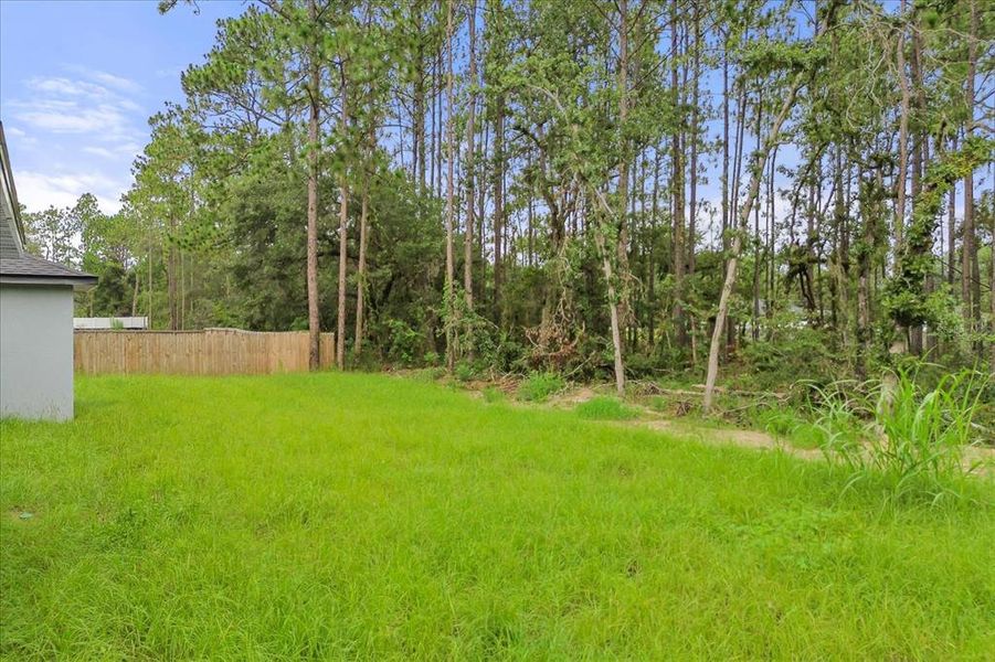 Front exterior of a new home in , Ocala, FL, highlighting curb appeal (Image 20).